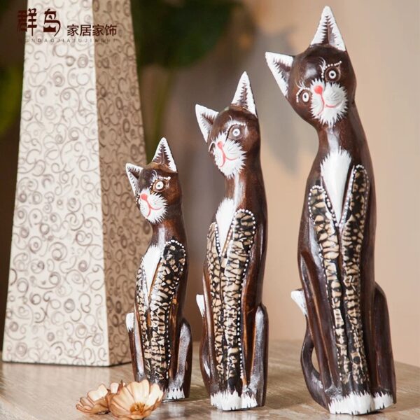 wood carving from Indonesia- Cat - Image 2